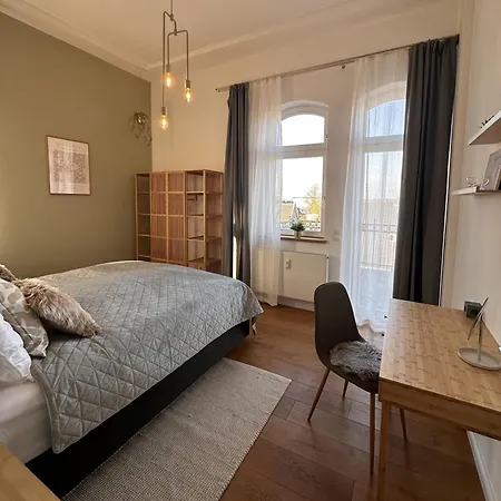 Stilvolle Altbauwohnung Mit Charme Apartmán *