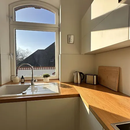 Stilvolle Altbauwohnung Mit Charme Apartament