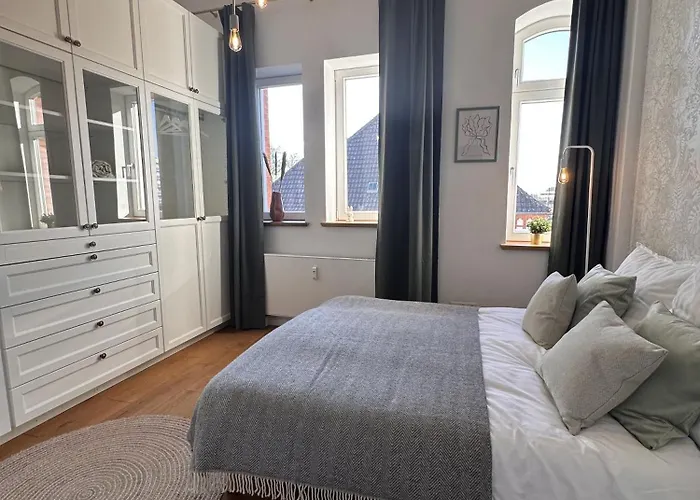 Apartment Stilvolle Altbauwohnung Mit Charme *