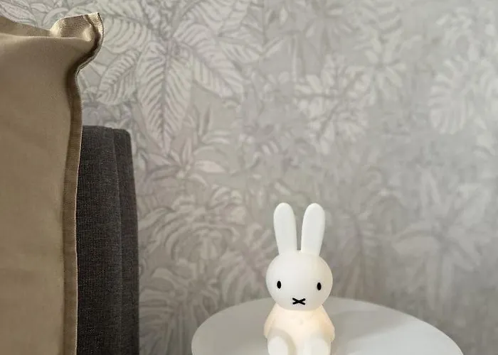 Appartement Stilvolle Altbauwohnung Mit Charme